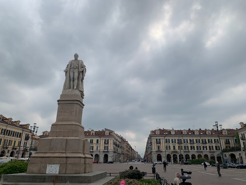 Piazza Galimberti