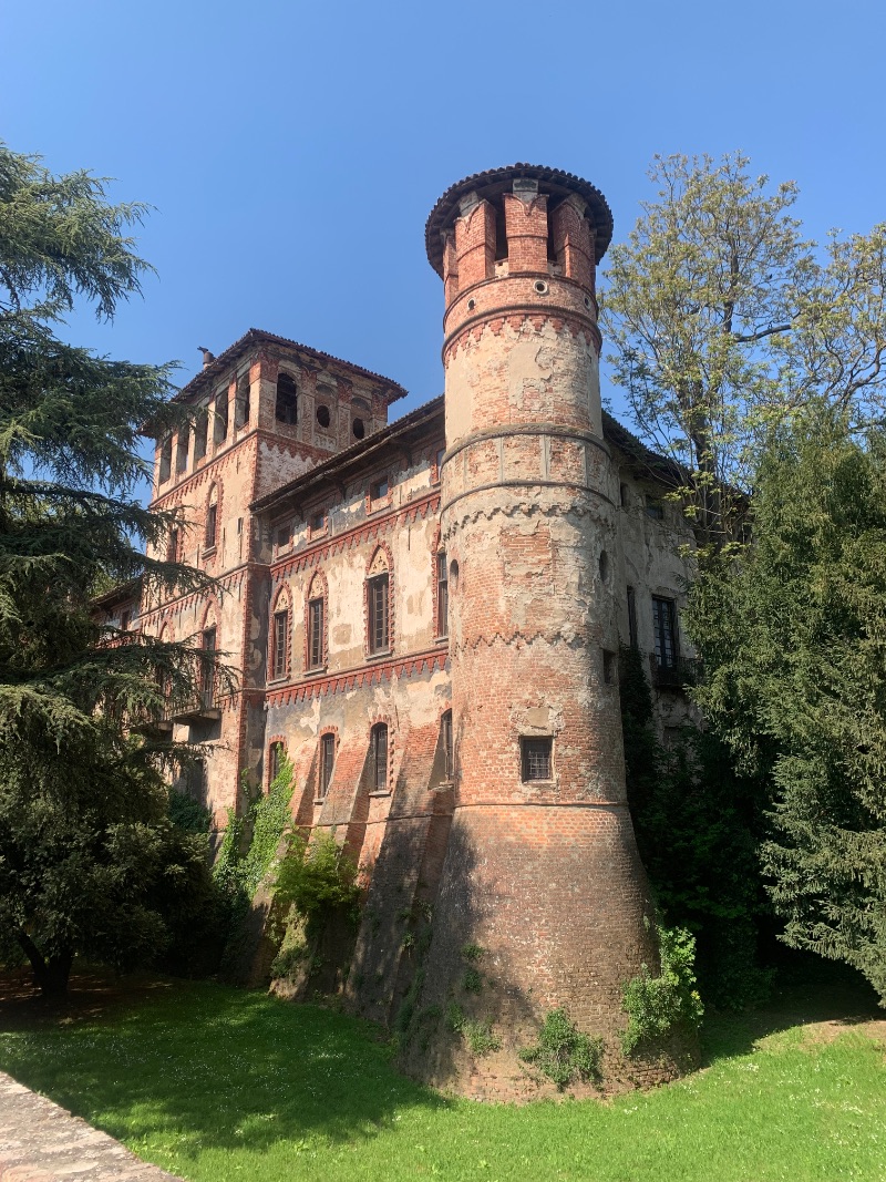 A castle near Marengo